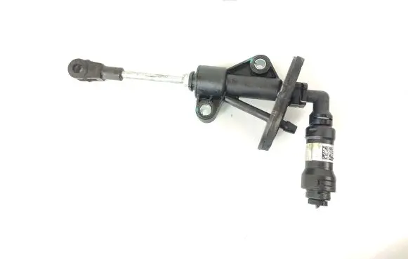 Fiat Tipo Clutch master cylinder 55190994