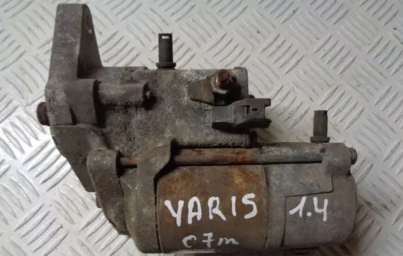 Toyota Yaris Starter motor