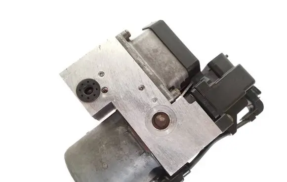 Audi A4 S4 B5 8D ABS Pump 0265220481 8E0614111H 0273004286