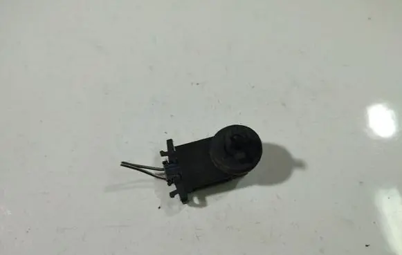 Volkswagen Golf IV Interior temperature sensor 1K0907543A