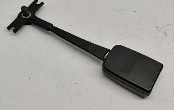 Ford Fiesta Front seatbelt buckle 2S6AA61208DA 182900C0