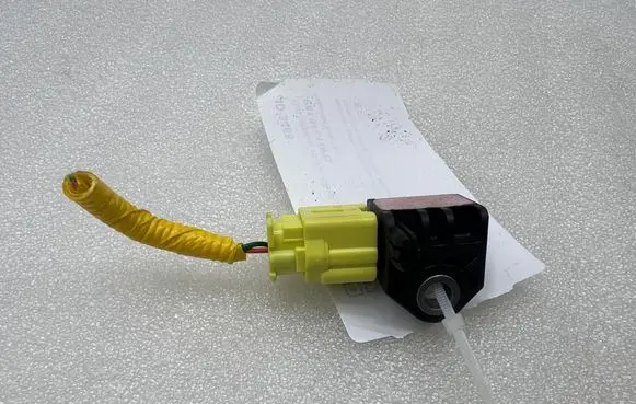 Hyundai Ioniq Airbag deployment crash/impact sensor 95920F2000