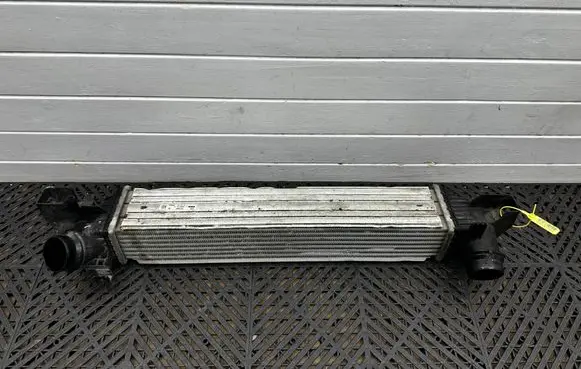BMW X1 F48 F49 Intercooler radiator 7617597 1751 22828110