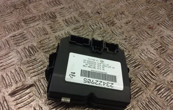 Opel Insignia A Tailgate/trunk control unit/module 23422905 3027908F00 23422923AA