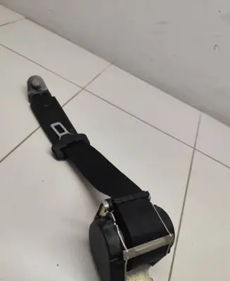 Citroen DS5 Rear seatbelt 98000632XX