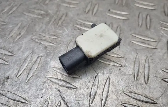 Volvo V70 Airbag deployment crash/impact sensor 30712107