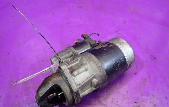 Renault Megane II Starter motor 63222036