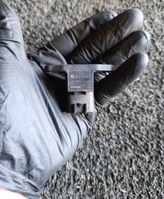 Mazda 323 Airbag deployment crash/impact sensor 22012AA070