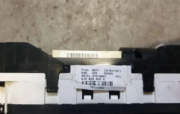 Seat Ibiza IV (6J,6P) Climate control unit 6J0820045A