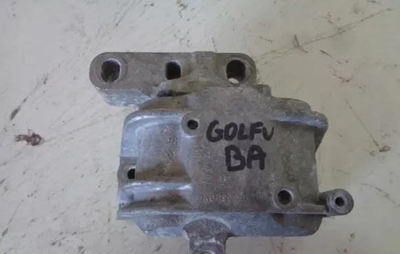 Volkswagen Golf V Engine mount bracket 1K0199262BA