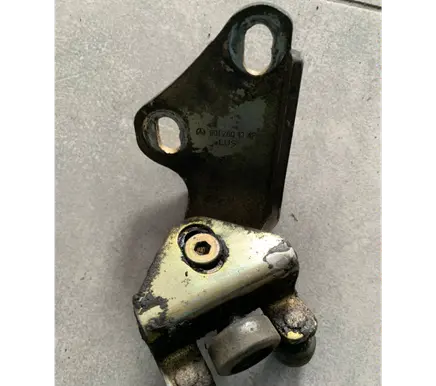 Mercedes-Benz Sprinter W901 W902 W903 W904 Sliding door upper roller guide/hinge 9017601047