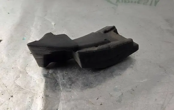 BMW 6 F06 Gran coupe Fender foam support/seal 1661365148 12236411