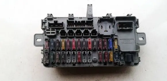 Honda Civic Fuse box set 38600SH3G1 38600-SH3-G1