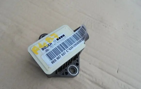 Audi A4 S4 B7 8E 8H ESP acceleration yaw rate sensor 8E0907637C