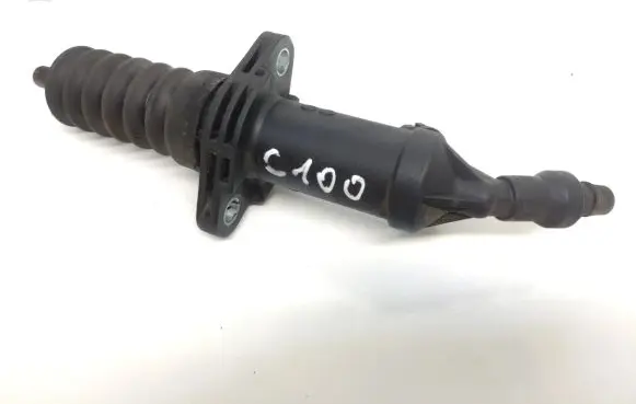BMW 1 E81 E87 Clutch master cylinder 6785964