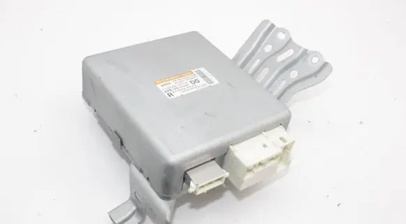 Toyota Auris 150 Power steering control unit/module 8965002630