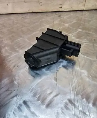 Ford S-MAX Fuel tank cap lock motor 