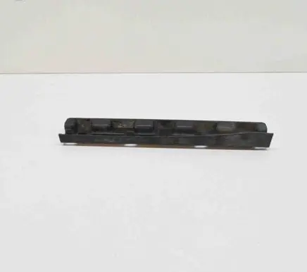 Sill/side skirt trim
