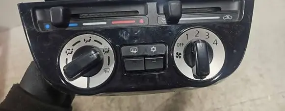 Mitsubishi Space Star Climate control unit 7820A437