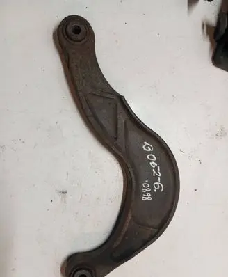 Volvo S80 Rear upper control arm/wishbone 6G915500AA