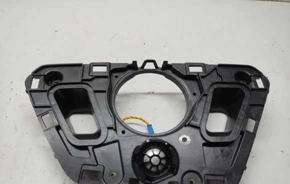 BMW 3 G20 G21 Dash center speaker trim cover 9362561 9621890 584507