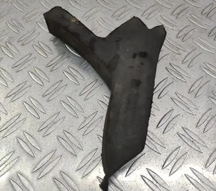 Volkswagen PASSAT B8 Fender foam support/seal 3G0864237B