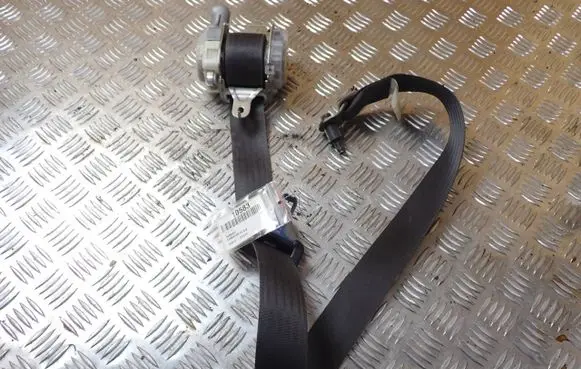 Subaru Forester SH Front seatbelt