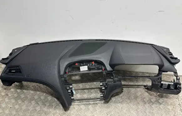 BMW 6 F12 F13 Dashboard BMEJB13408 SCHWARZ
