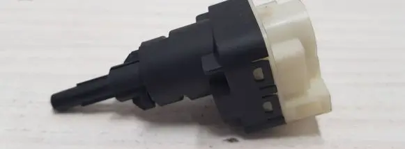 Audi A6 S6 C5 4B Brake pedal sensor switch 22912A