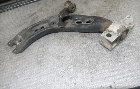 Seat Altea Front lower control arm/wishbone