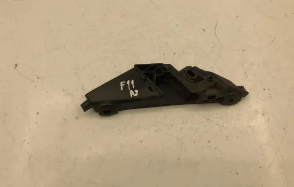 BMW 5 F10 F11 Loading door check strap stopper 7207027
