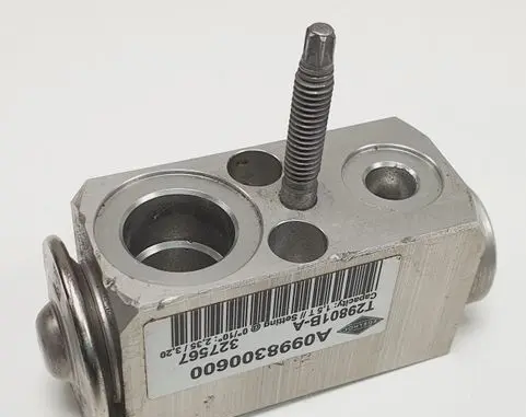 Mercedes-Benz GLC X253 C253 Air conditioning (A/C) expansion valve A0998300600