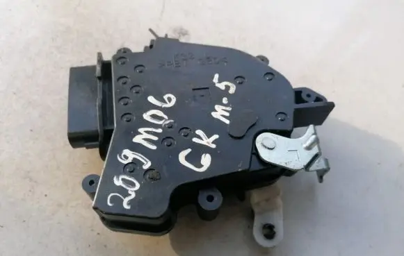 Mazda 6 Central locking motor K33R