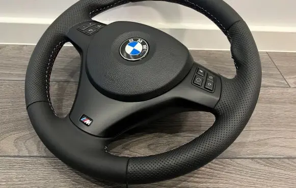BMW X1 E84 Steering wheel
