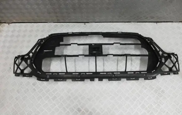 Ford Transit Front bumper upper radiator grill BK3117E778AEW