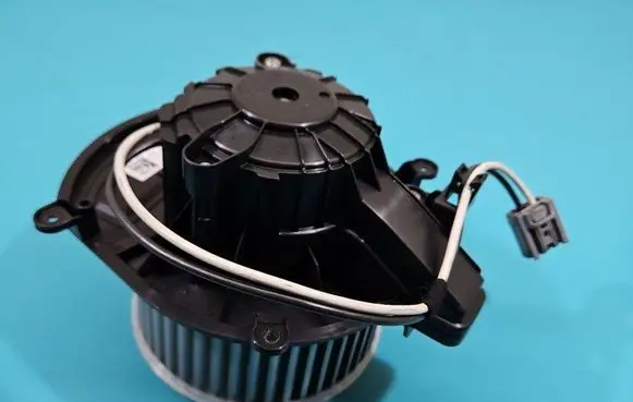 Heater fan/blower