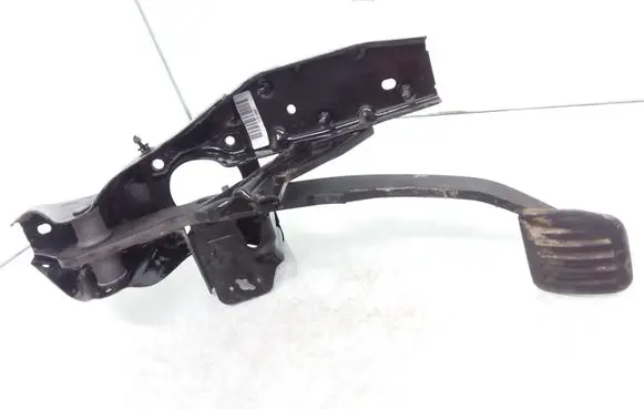 Volvo V70 Brake pedal 31202466