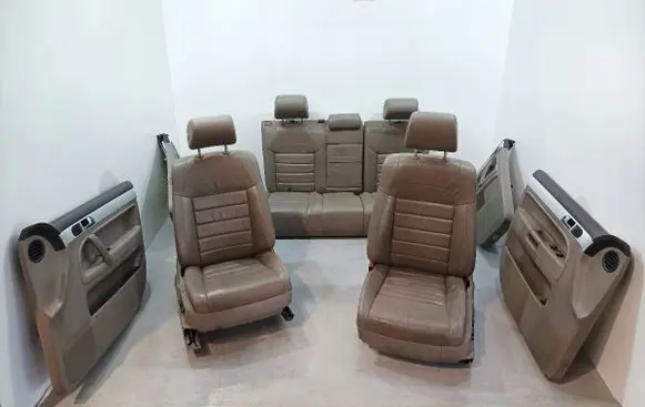 Volkswagen Touareg I Seat set 