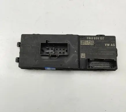 Tailgate/trunk control unit/module