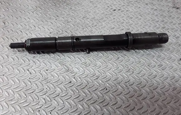 Audi A6 S6 C5 4B Fuel injector 059130201A 0432133825