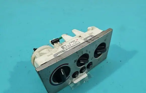 Opel Meriva A Climate control/heater control trim 93329465 IMPRK1505028
