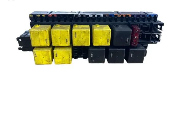 Mercedes-Benz E W211 SAM control unit 05045114 A0295450432
