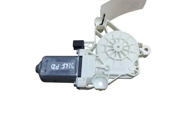 Mercedes-Benz EQE v295 Front door window regulator motor A0009065008