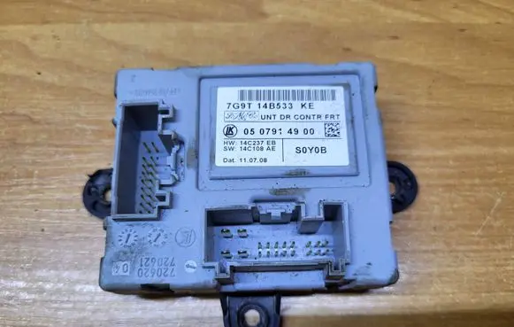 Volvo XC70 Door control unit/module 7G9T14B533KE 0507914900
