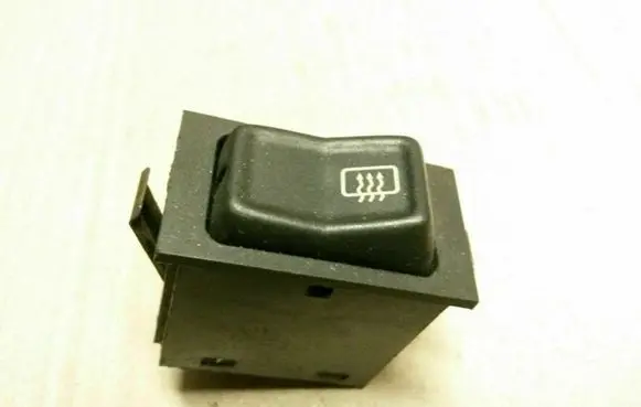Volkswagen Jetta I Windscreen/window heater switch 321959621A