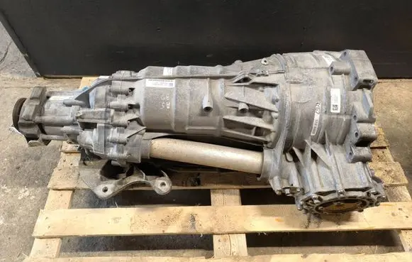 Audi A5 8T 8F Automatic gearbox LMK 6HP28 1084030021