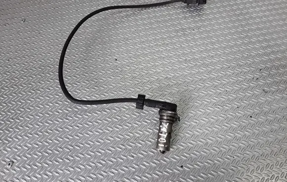 Volkswagen Golf III Crankshaft position sensor