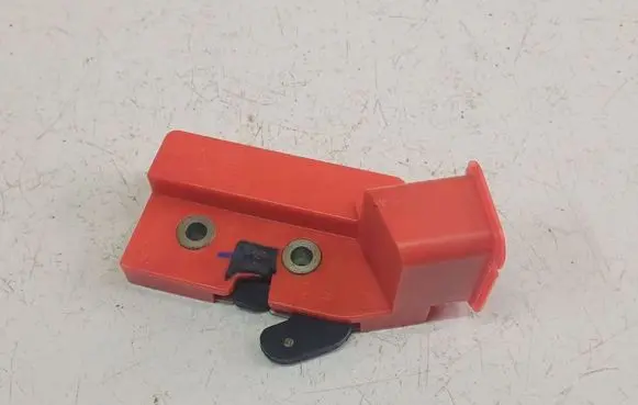 Ford Focus Seat back rest lock catch 