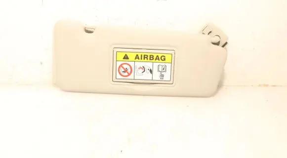 Sun visor clip/hook/bracket