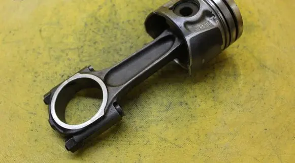 Ford Mondeo MK IV Piston 